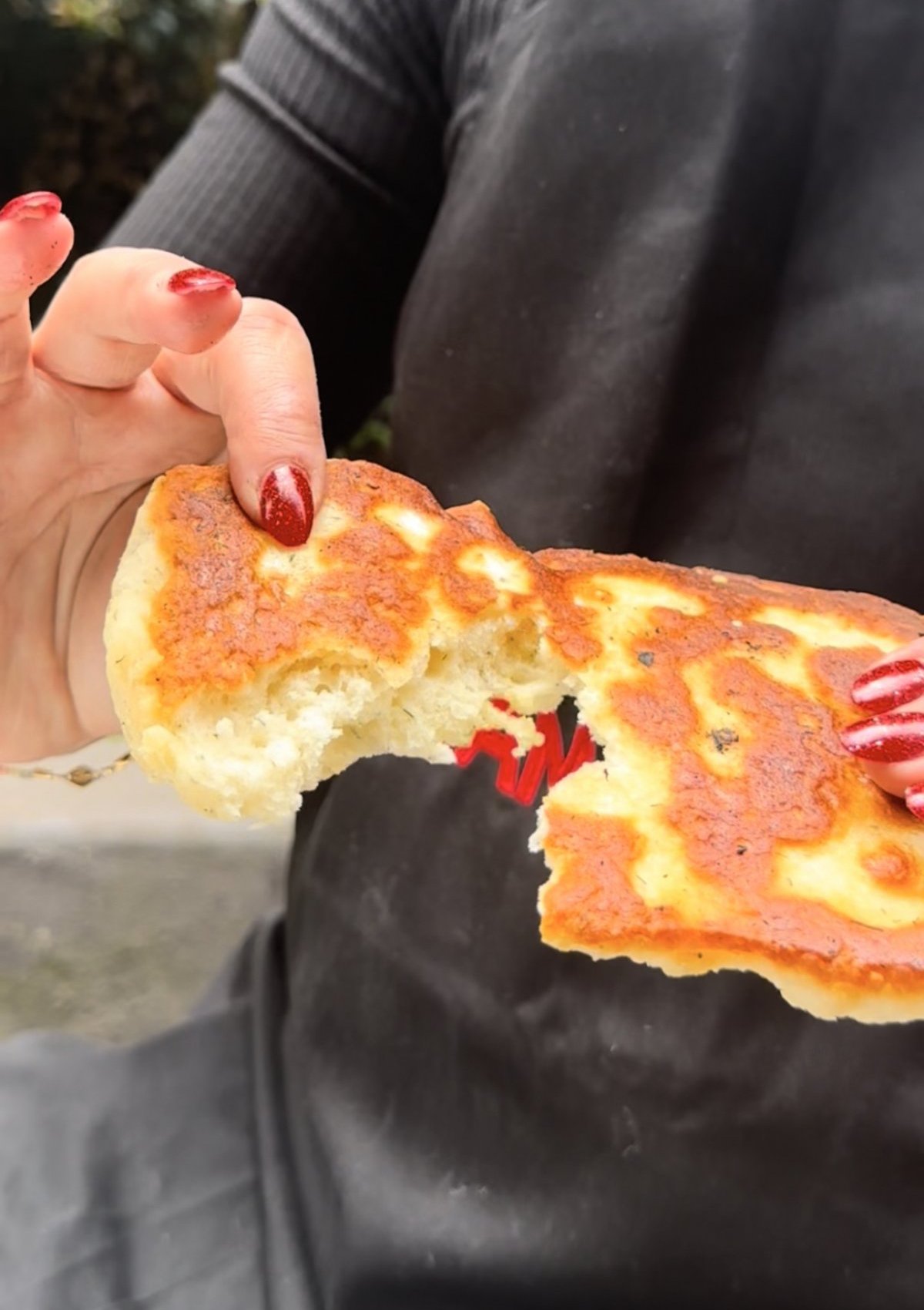 Yoghurt flatbread