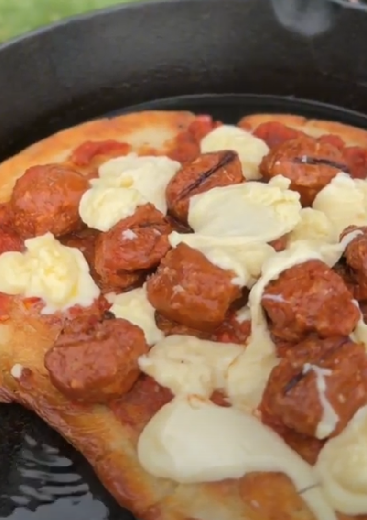 Easy Campfire Pizza